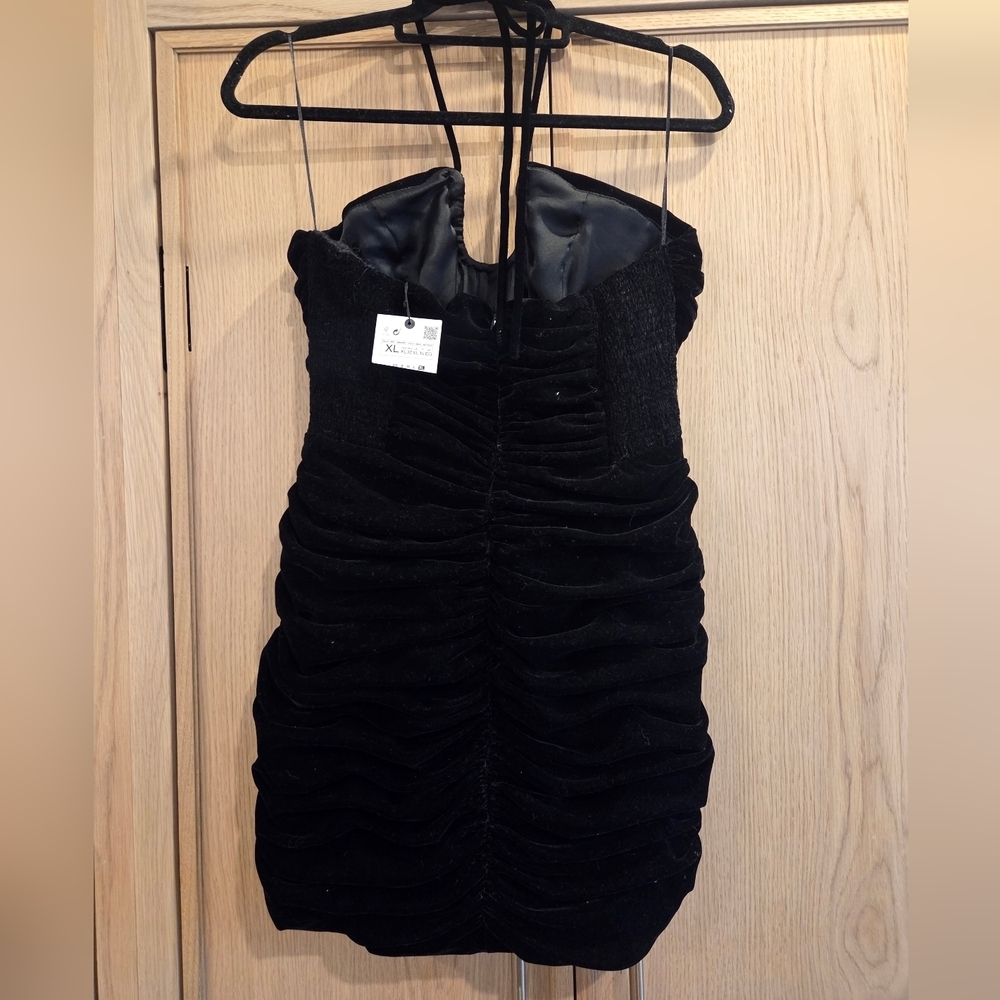 Zara Rouched Velvet Bodycon Mini Dress - Picture 2 of 9